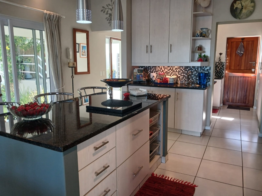 3 Bedroom Property for Sale in Stilbaai Wes Western Cape